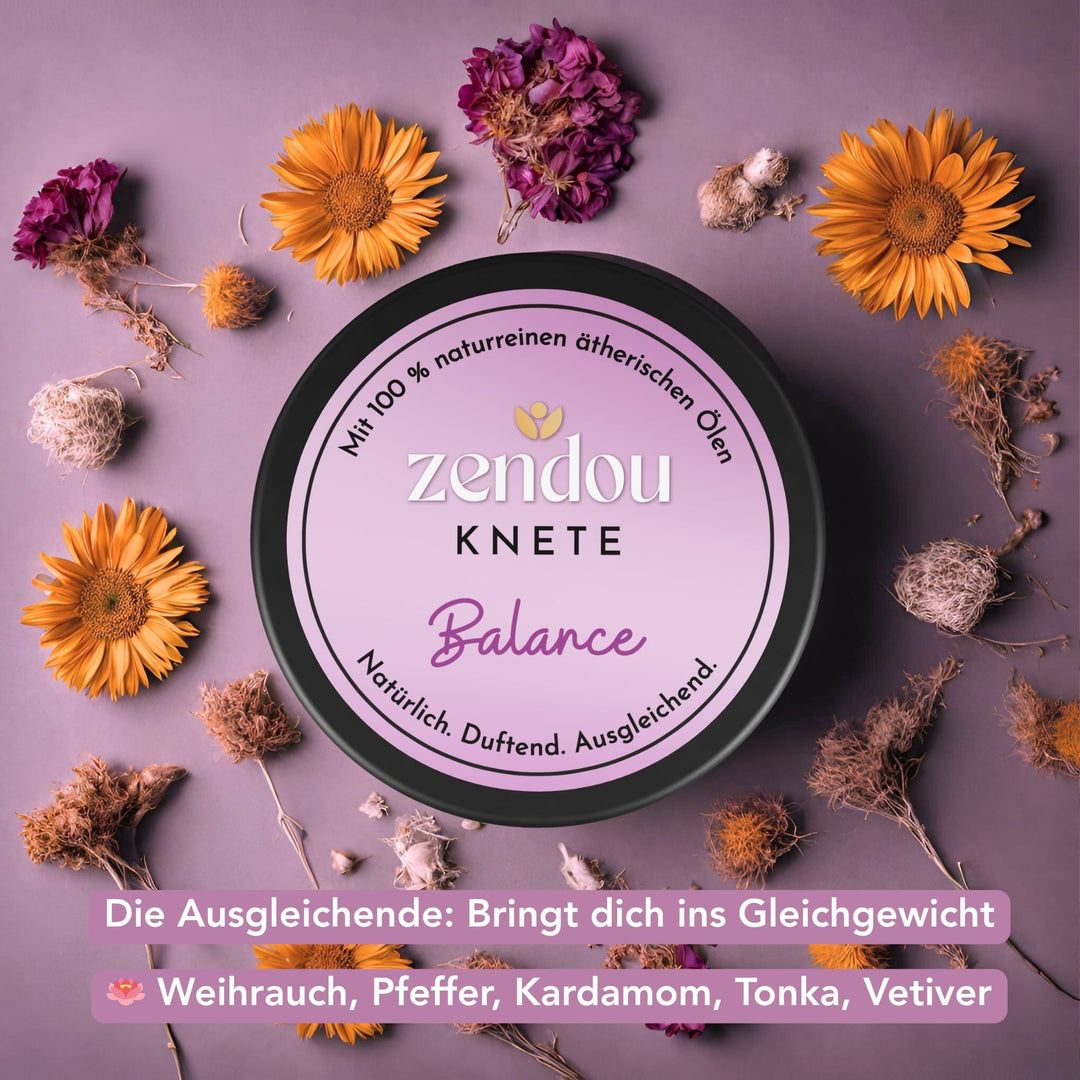 Zendou Duftknete Balance auf einem Bett von Blüten - ausgleichend und sanft stärkend.